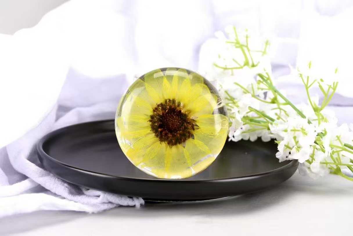 Handmade soap with dried flowers and essential oils 精油手工皂